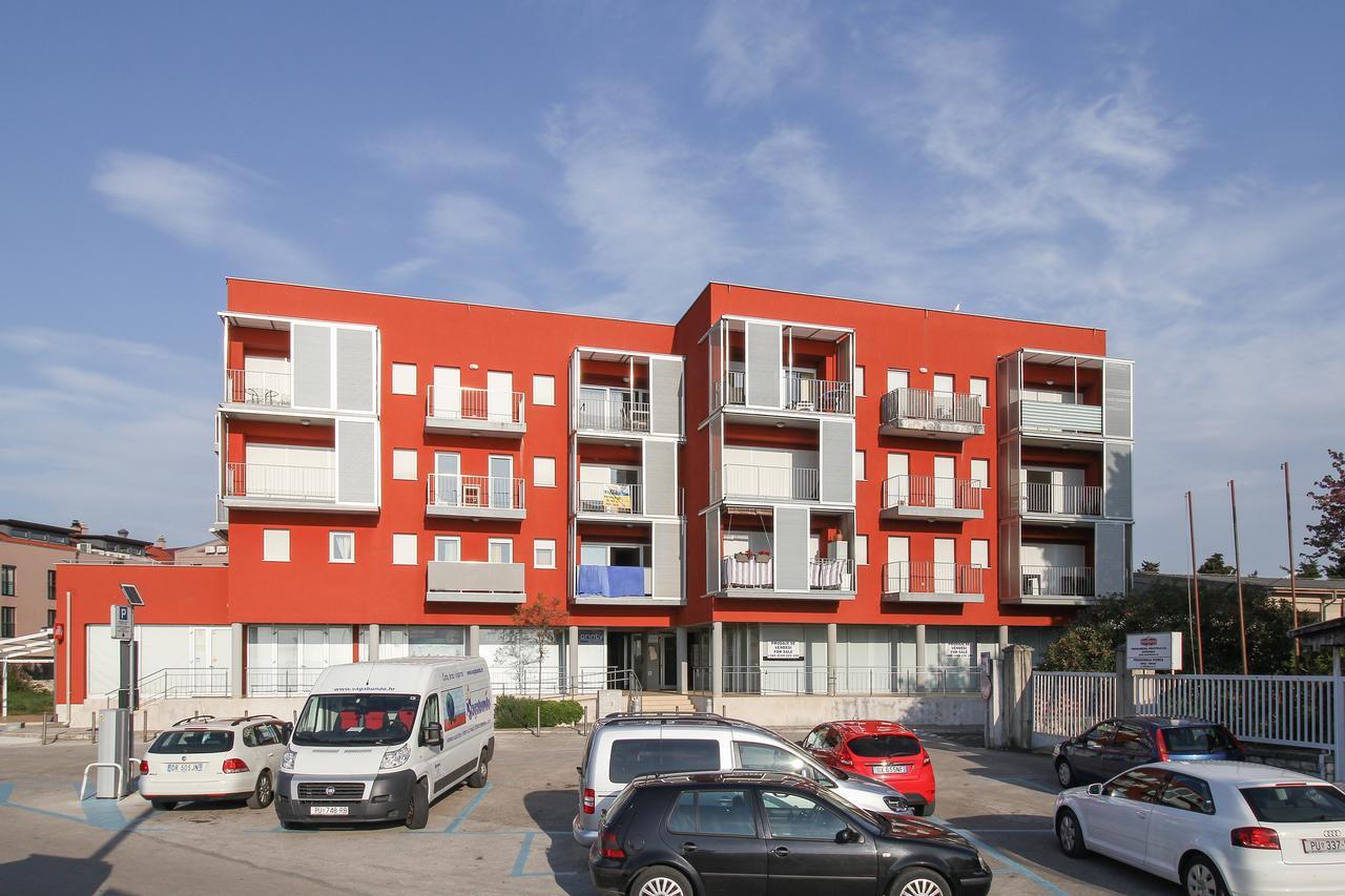 Apartment Sunset Colours Umag Exterior photo